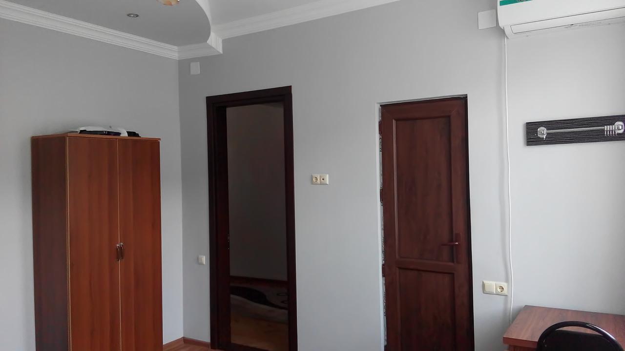 Guest House Vitali Gonio Dış mekan fotoğraf